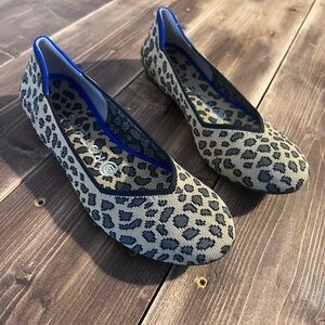 Rothy's Blue and Gray Leopard Print Flats